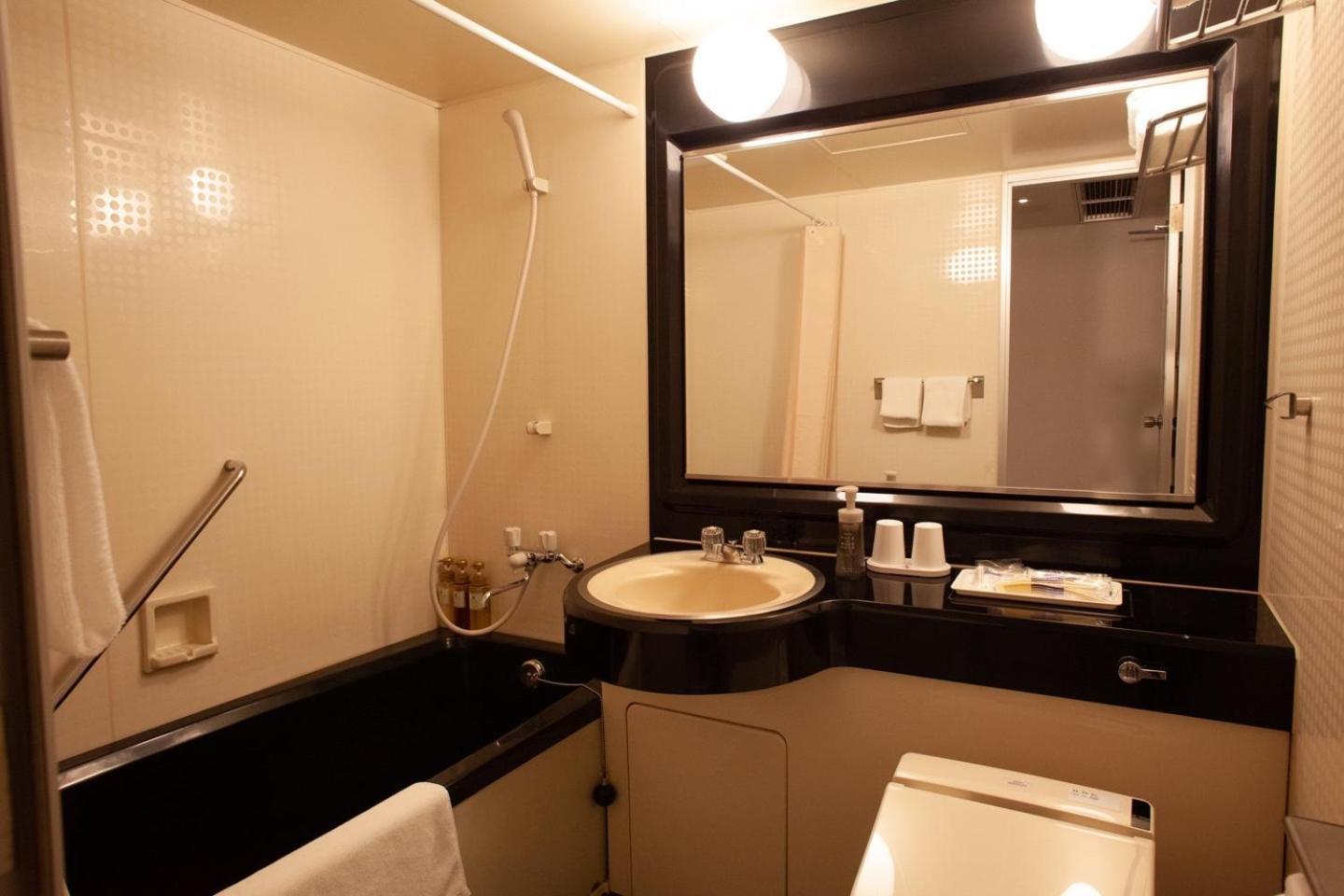 Hotel Relief Kokura Annex Kitakyushu Eksteriør bilde